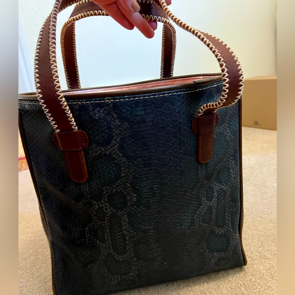 RATTLER CLASSIC TOTE CONSUELA LIKE NEW!